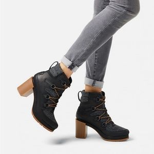 Sorel Blake Lace Booties